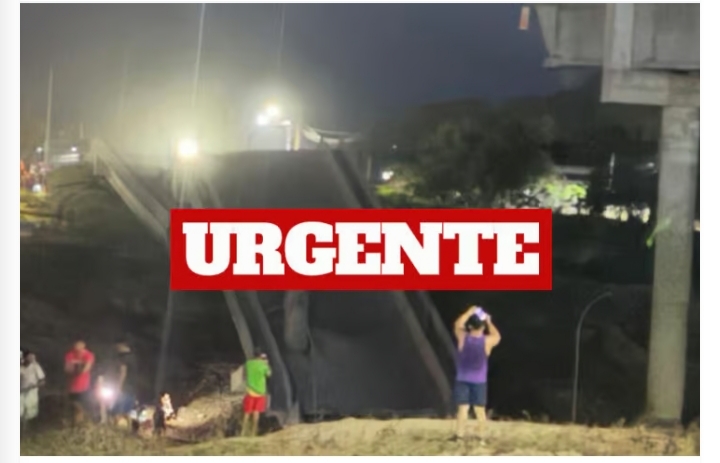 Ponte Frei Paolino, em Sena Madureira, desaba